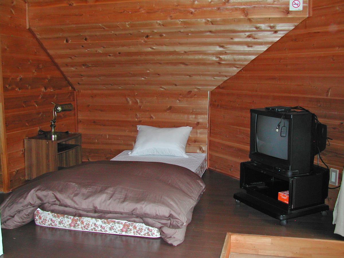 Pension Pilatus 2 Nagano Exterior foto